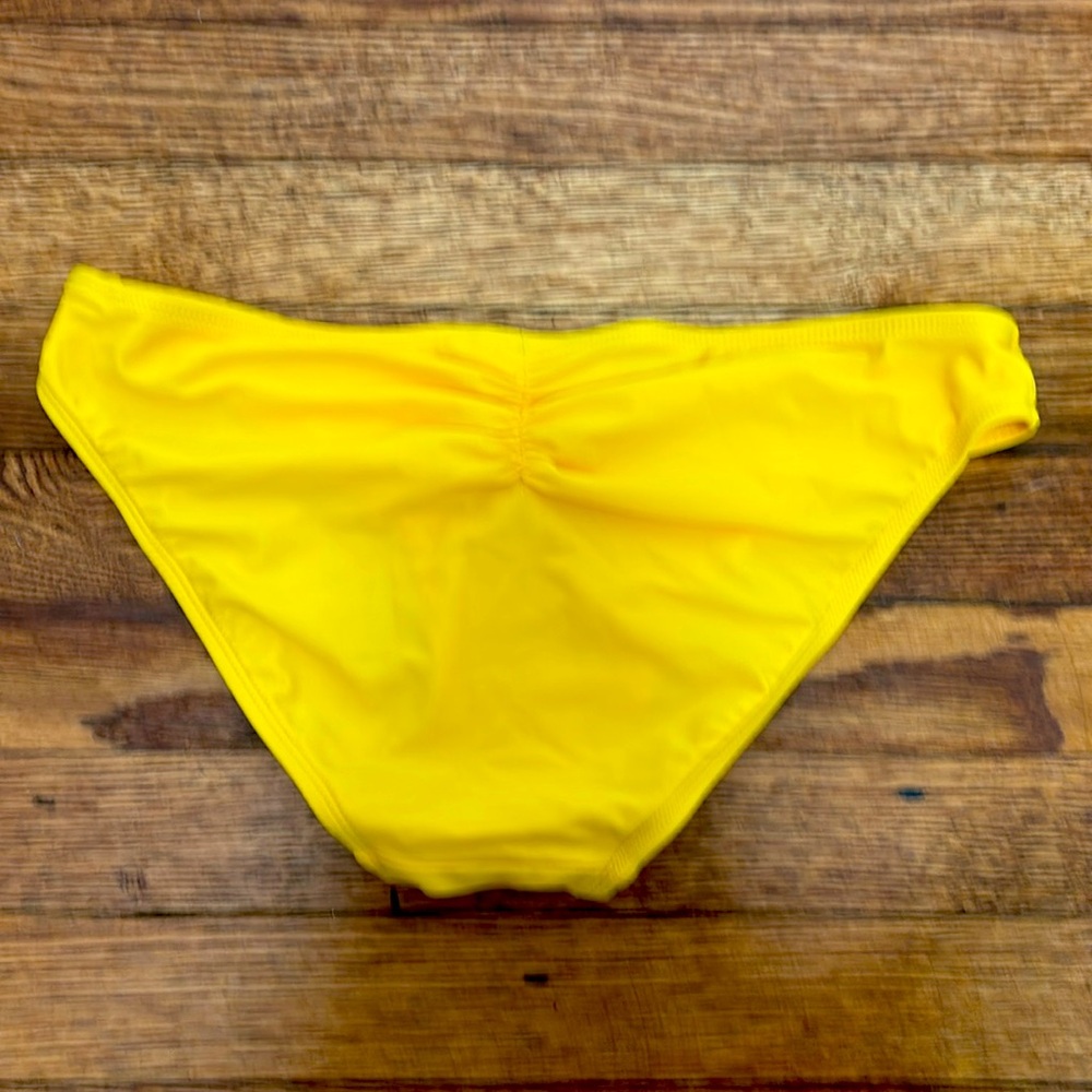 Xhilaration Yellow Ruffle Bikini Set - Picture 6 of 11